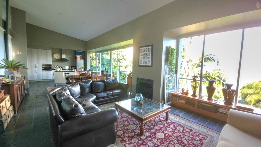 6 Bedroom Property for Sale in Kosmos Ridge North West